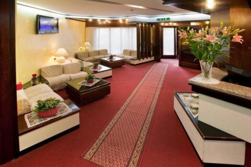 Hotel Victoria Varedo エクステリア 写真
